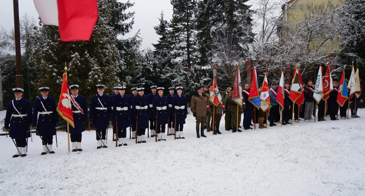  Narodowy Dzień Pamięci Żołnierzy Armii Krajowej w Starachowicach w parafii na os. Południe [ZDJĘCIA]