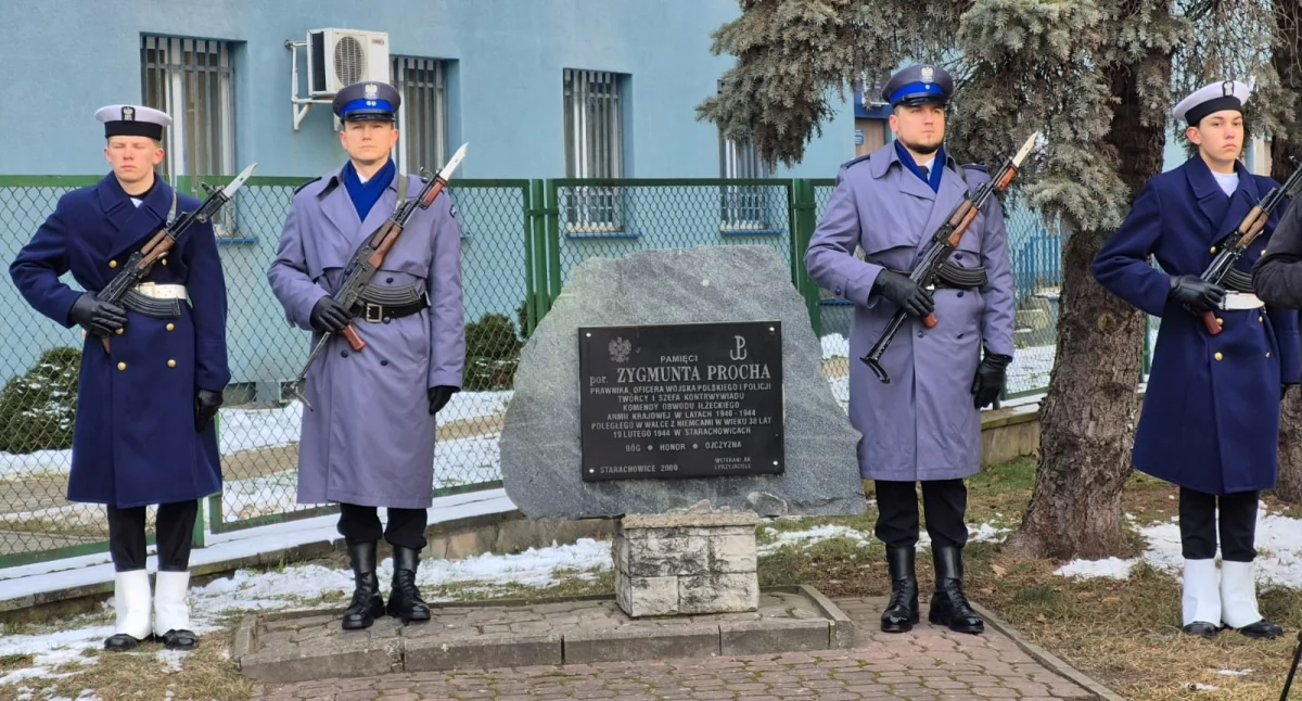 Starachowiczanie oddali hołd porucznikowi Zygmuntowi Prochowi. W 81. rocznicę jego śmierci