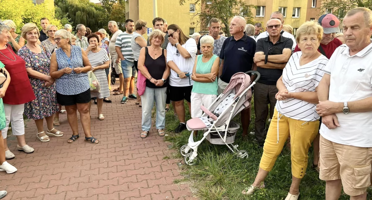 Już w sobotę pikieta mieszkańców przy ul. Leśnej. Nie ustają protesty w sprawie sprzedaży działek w Starachowicach