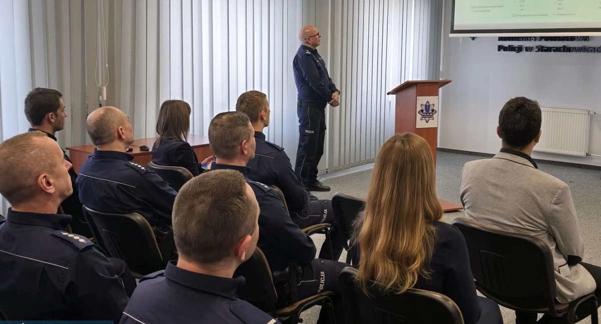 Podsumowanie rocznej pracy starachowickich policjantów. Bezpieczeństwo to podstawa