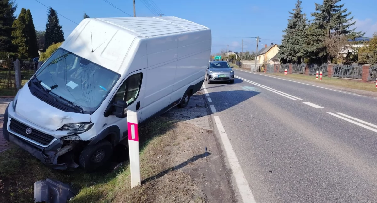 Wypadek na ulicy Ostrowieckiej w Starachowicach. Jedna osoba ranna