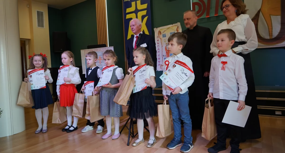 Ojczyznę mają w sercu. Konkurs poezji i pieśni patriotycznej - nagrodzeni