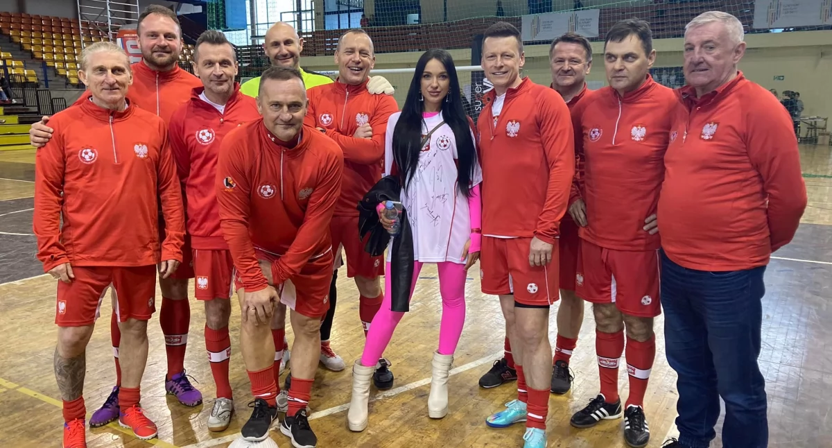 Reprezentacja Gwiazd Piłkarzy Polskich otworzy stadion w Starachowicach. Zagrają z drużyną Staru