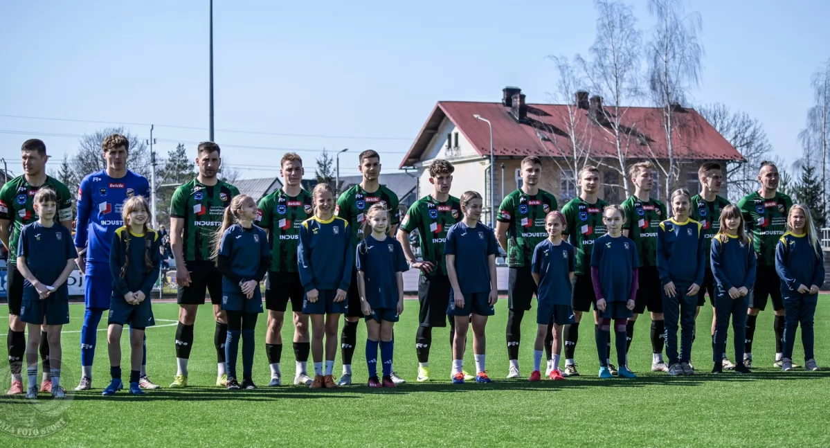 Star Starachowice i Arka Pawłów w pucharowej batalii. Kto awansuje do ćwierćfinału rozgrywek?