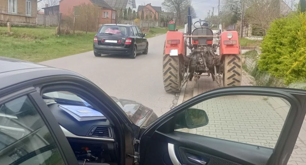 Nietrzeźwy 68-latek kierował ciągnikiem rolniczym. Zatrzymany przez starachowicką drogówkę