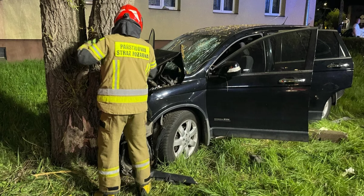 Wypadek w Starachowicach. Dwie osoby nieprzytomne zabrane do szpitala