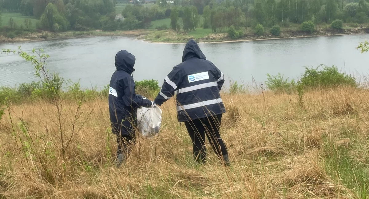 Wody to nie śmietnik. Porządki nad Zbiornikiem Wodnym Wióry