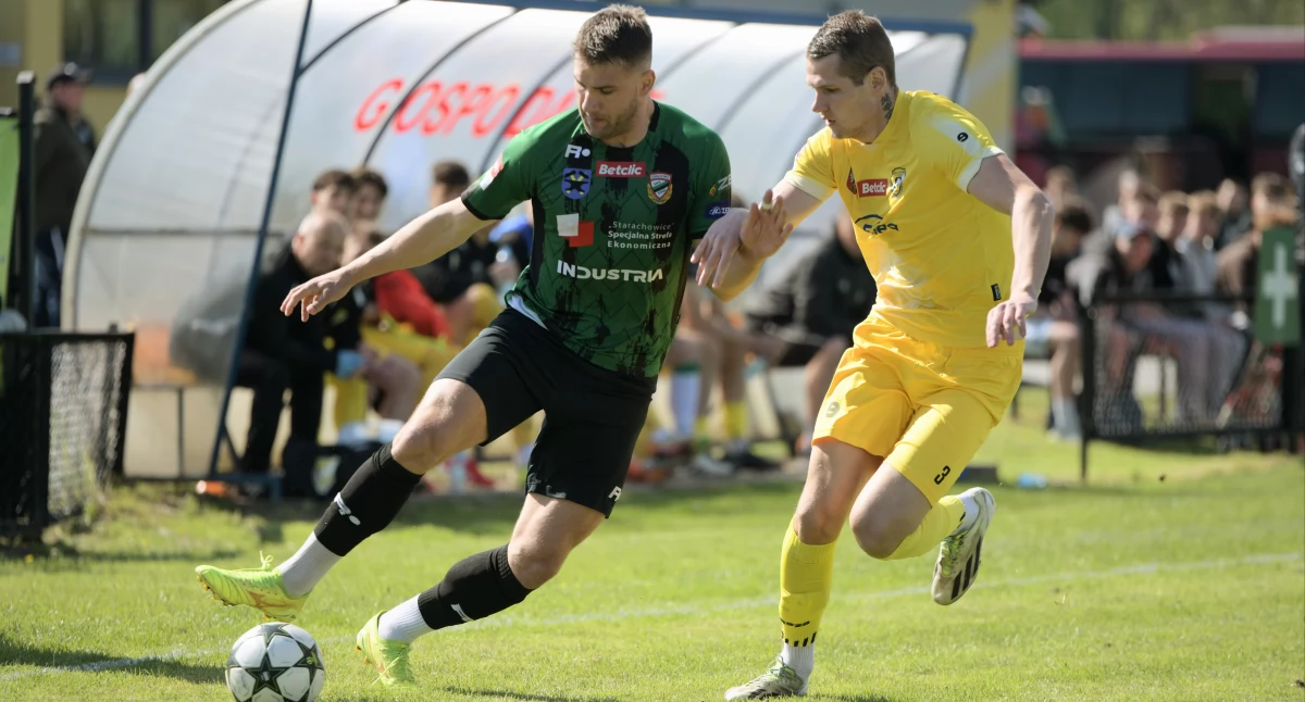 Star Starachowice lepszy od Czarnych Połaniec. Szymon Stanisławski nie zwalnia tempa