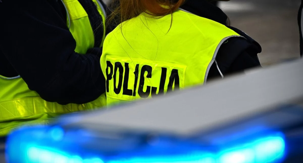 Oszust podszył się pod siostrę i wyłudził pieniądze. Mieszkanka gminy Pawłów straciła ponad 400 złotych