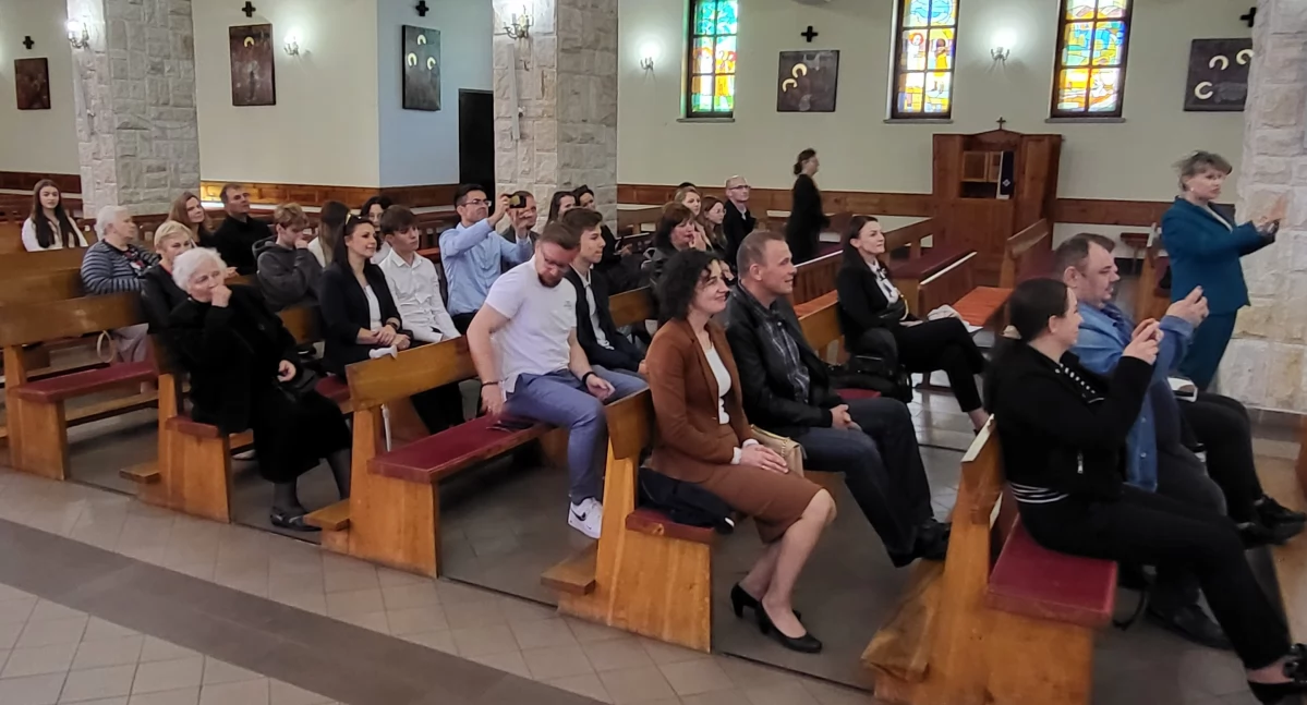 Starachowice. Koncert Laureatów XXIII Powiatowego Konkursu Pieśni i Poezji Patriotycznej „Kocham Moją Ojczyznę” – hołd dla Ojczyzny i Konstytucji 3 Maja