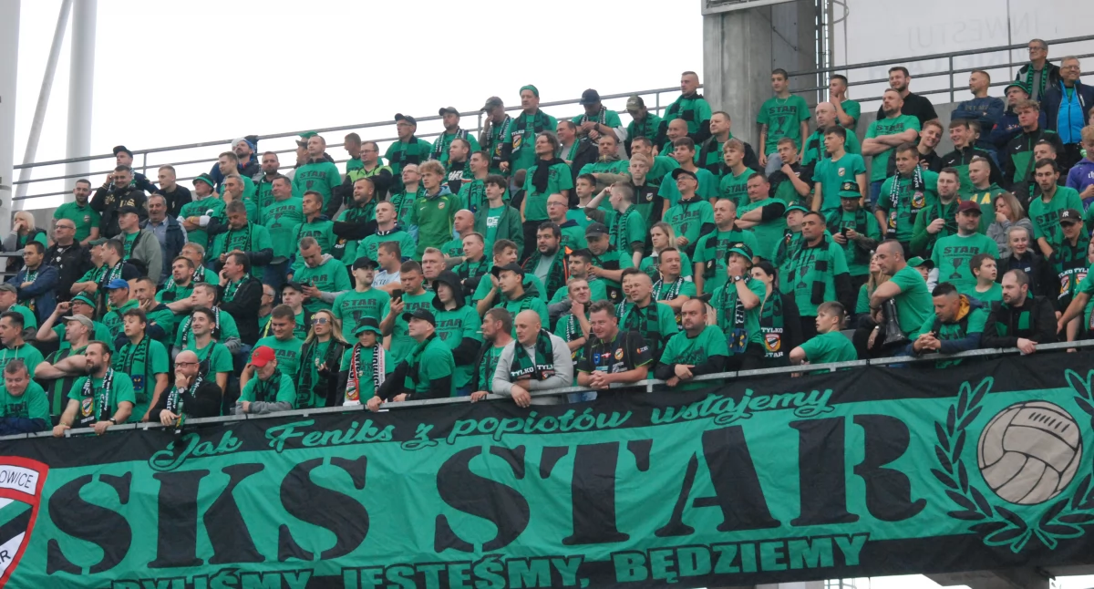 Mecz Star Starachowice – KSZO 1929 Ostrowiec Św. na stadionie przy Świętokrzyskiej. Ligowe starcie już 21 maja