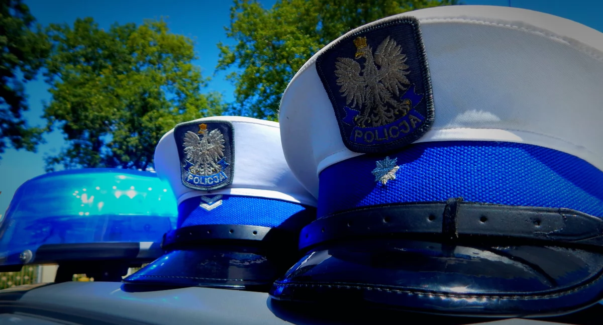 Zderzenie dwóch samochodów w Rudniku. Najechał na tył pojazdu poprzedzającego