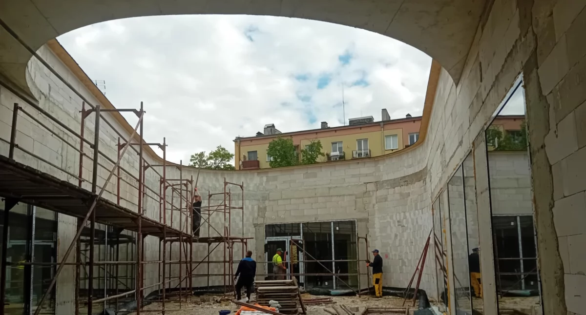Centrum Opiekuńczo-Mieszkalne w budowie. Październikowy termin niezagrożony