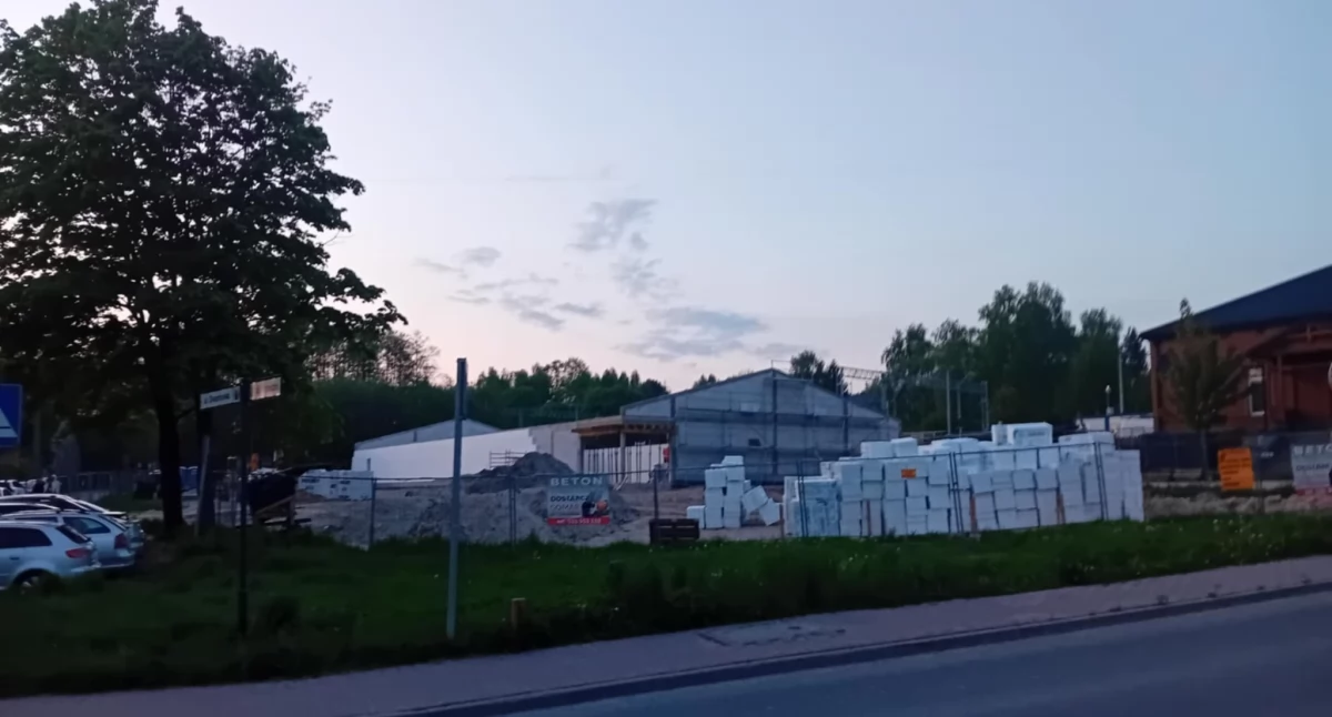 W Wąchocku powstaje Biedronka. Kiedy otwarcie?