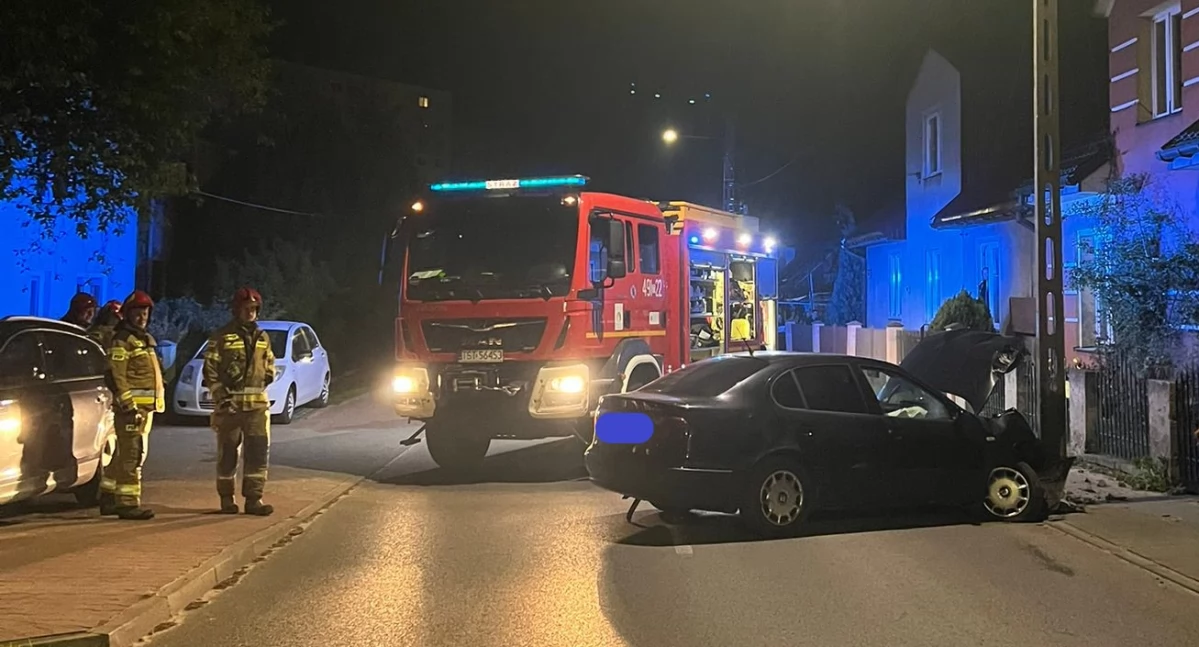 Gdzie jest kierowca seata, który uderzył w słup? Starachowiccy policjanci w akcji