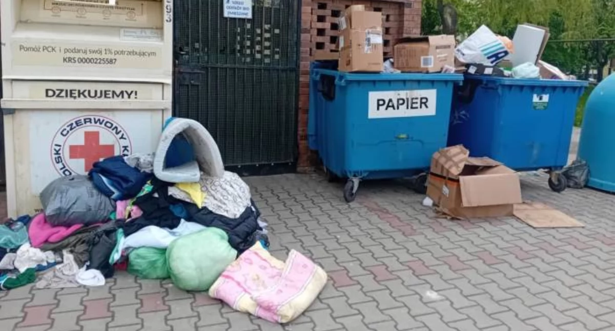  Zbieracze odpadów przy altanach śmietnikowych. Czy ich działania są zgodne z prawem?