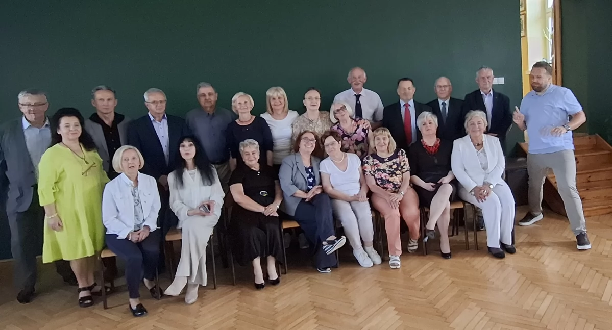 Zjazd maturalny na szóstkę - 50 lat później - niesamowitych wspomnień czar