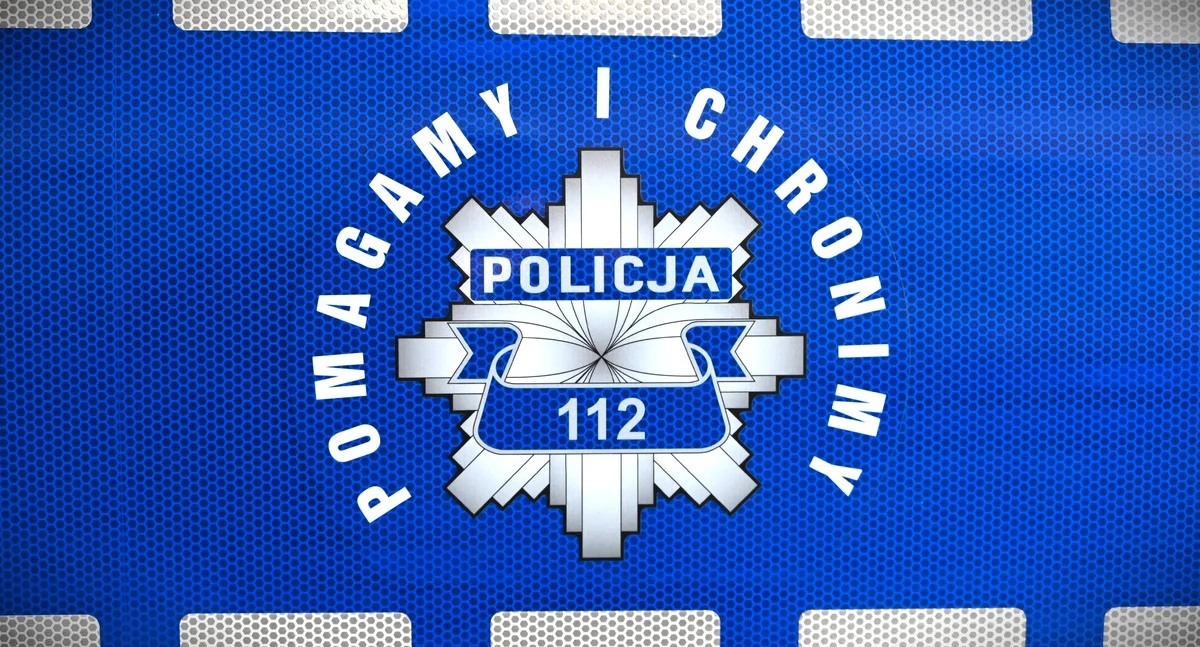 Zderzenie dwóch samochodów na rondzie im. Lecha Kaczyńskiego w Starachowicach. Sprawcą 69-latek
