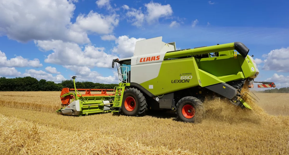 Wszystko, co warto wiedzieć o kombajnach zbożowych Claas Dominator