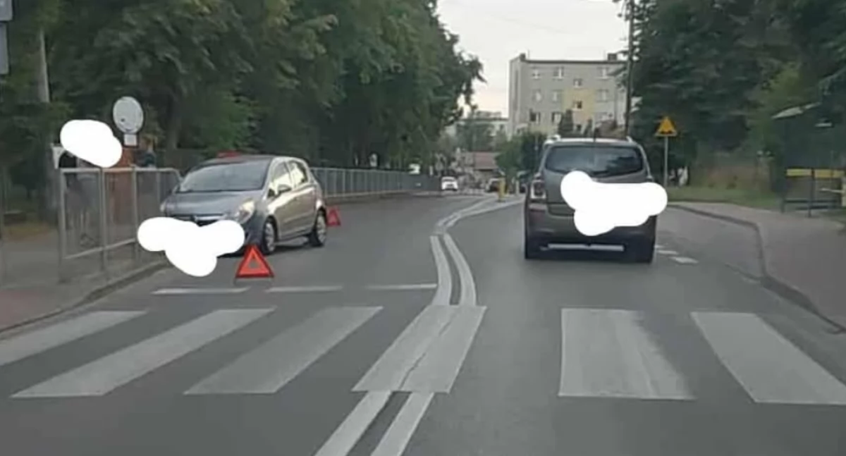 Dwa drogowe zdarzenia w piątkowy wieczór. 21-latka wymusiła pierwszeństwo, 28-latka wjechała w barierki