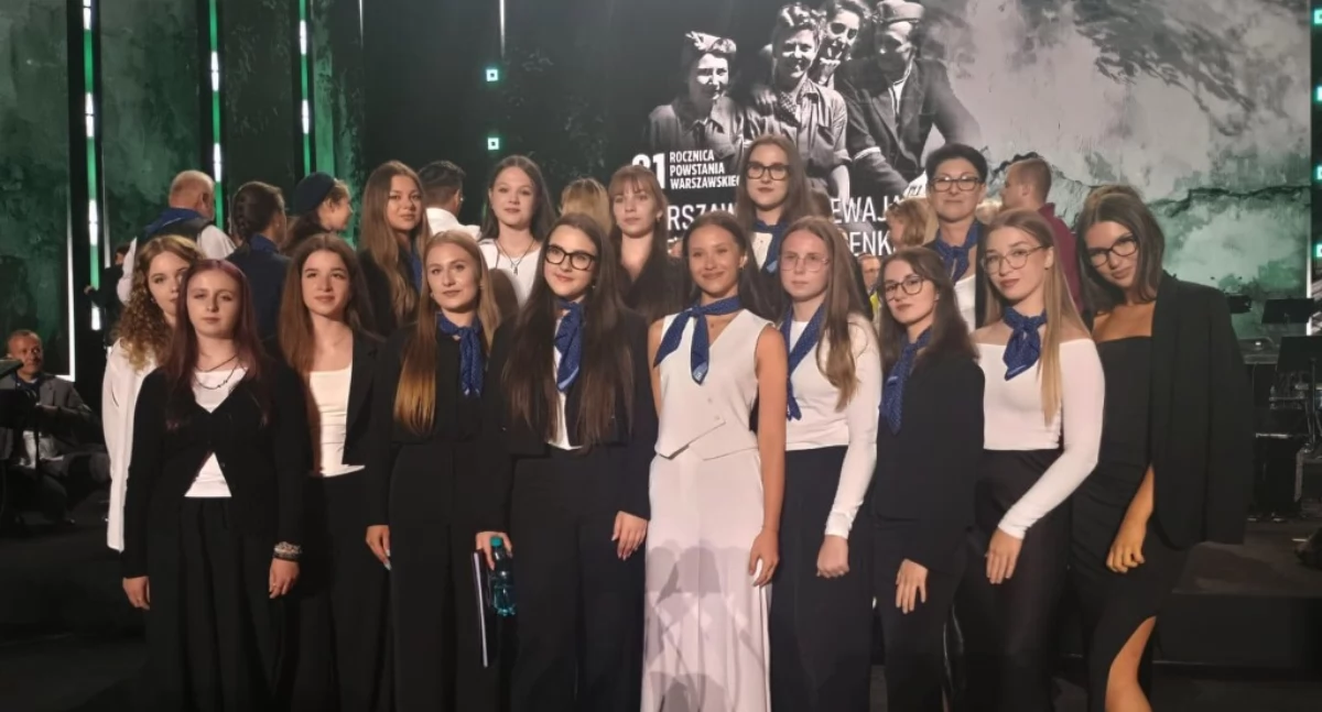 Harcerze z Mirca na koncercie w Warszawie