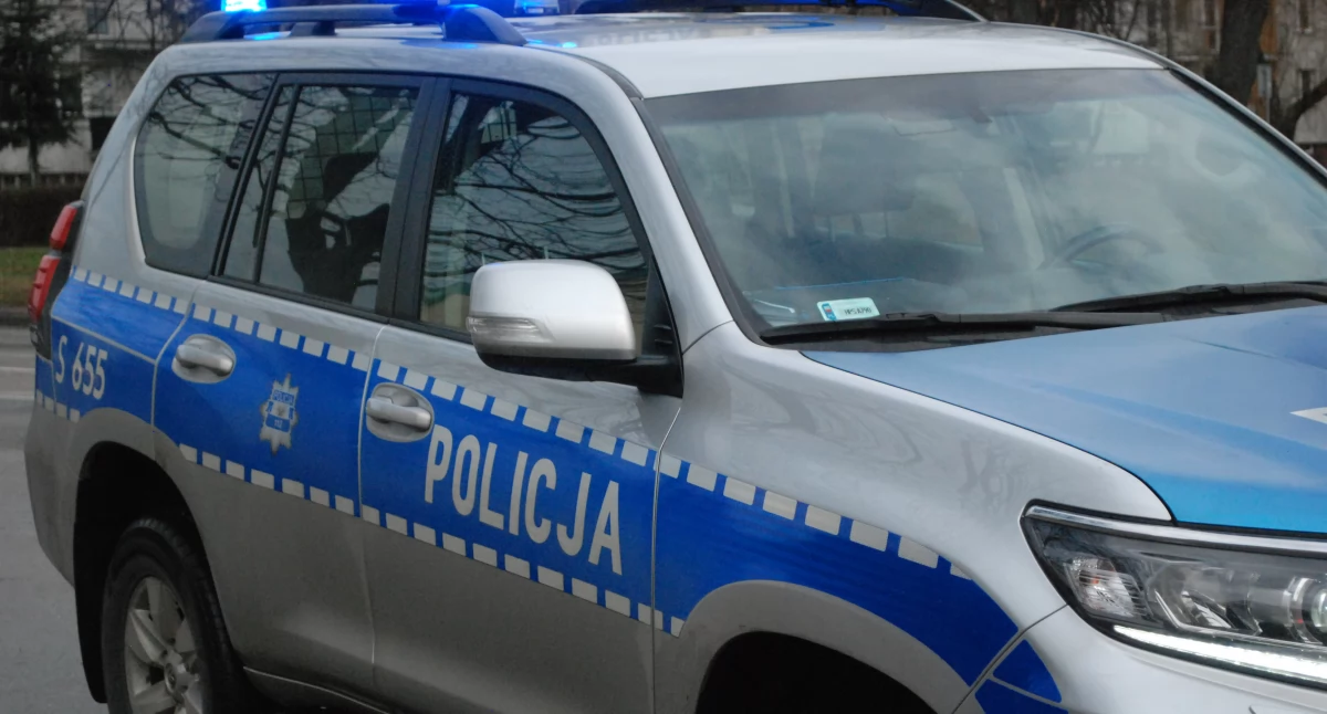 Wypadek w Brodach. Potrącenie pieszego na drodze