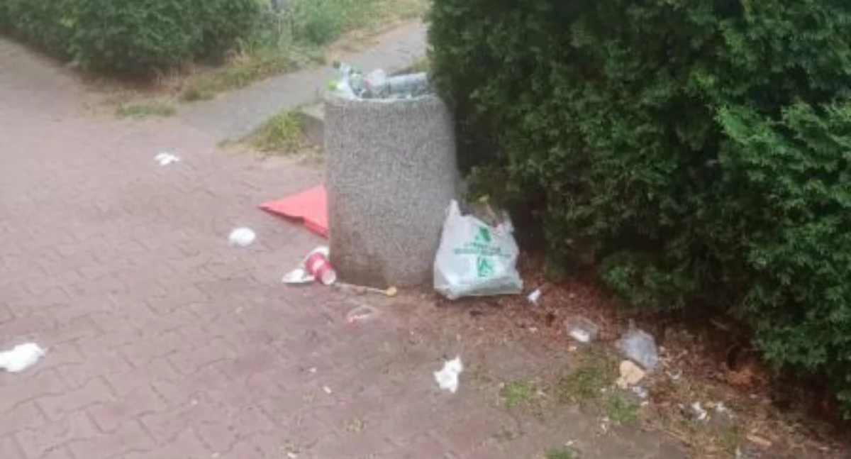 Porządku na pasażu Staszica brak
