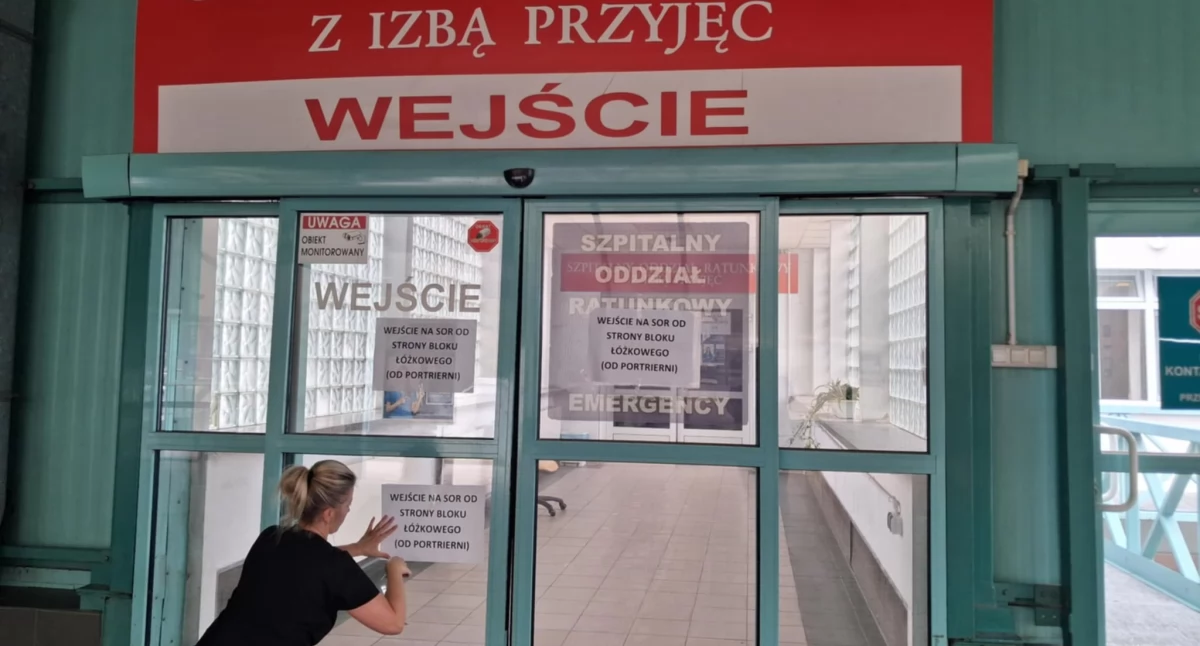 SOR w remoncie, wejście od bloku łóżkowego