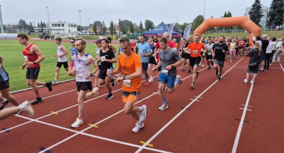  Za nami 13. edycja MANii Biegania. Premierowo na Stadionie Miejskim