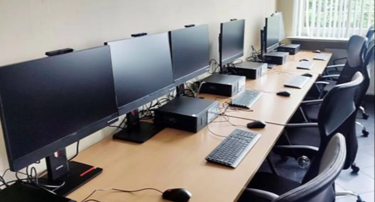 Pracownia informatyczna w Funduszu Sołeckiego gm. Wąchock