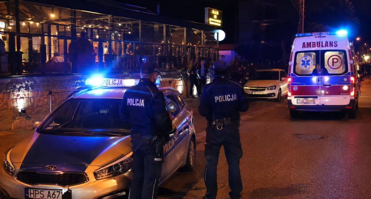 Nocna bójka przy restauracji. Popili się i pobili?