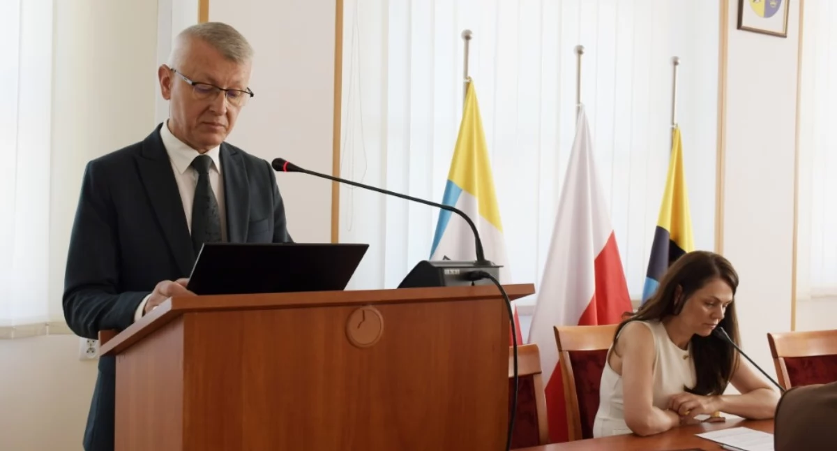 Wójt gminy Mirzec z absolutorium i wotum zaufania 