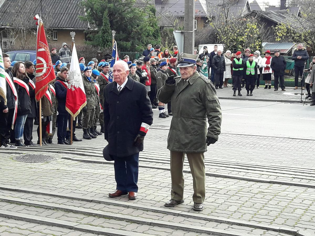 Modlitwa i kwiaty dla Niepodległej