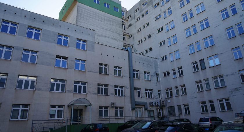 Koronawirus w kraju, regionie i powiecie. Raport specjalny TYGODNIKA i portalu starachowicki.eu