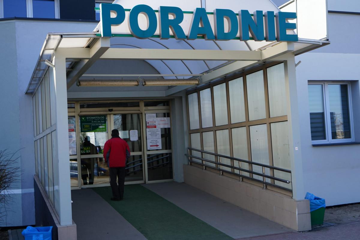 Starosta powiatu starachowickiego dziękuje darczyńcom. 14 pacjentów diagnozowanych