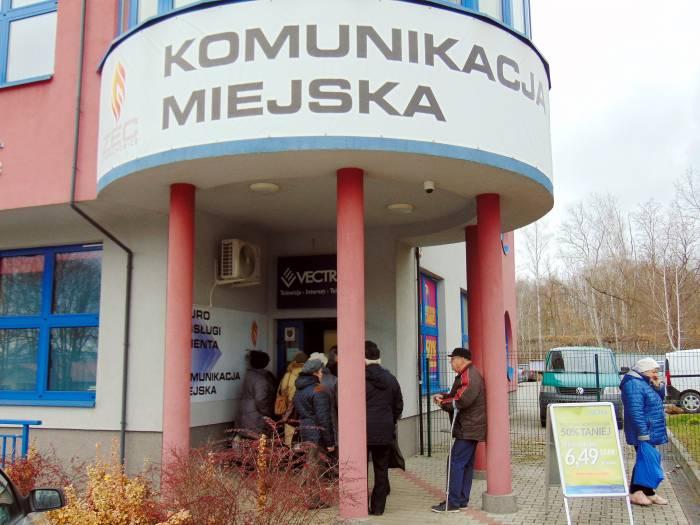 Rozkład jazdy autobusów - kpina z pasażerów