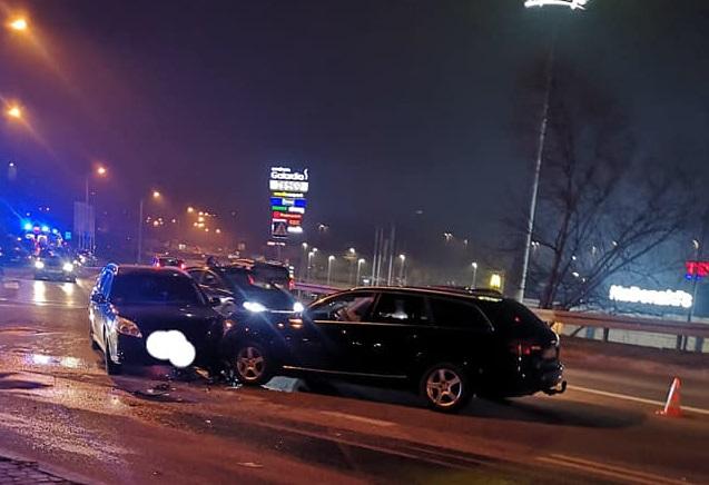 Kraksa na wiadukcie. Co było przyczyną?