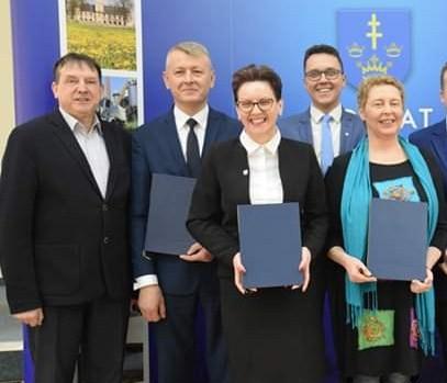 Większy wachlarz ulg i zniżek. Nowi partnerzy „Karty za jeden uśmiech”