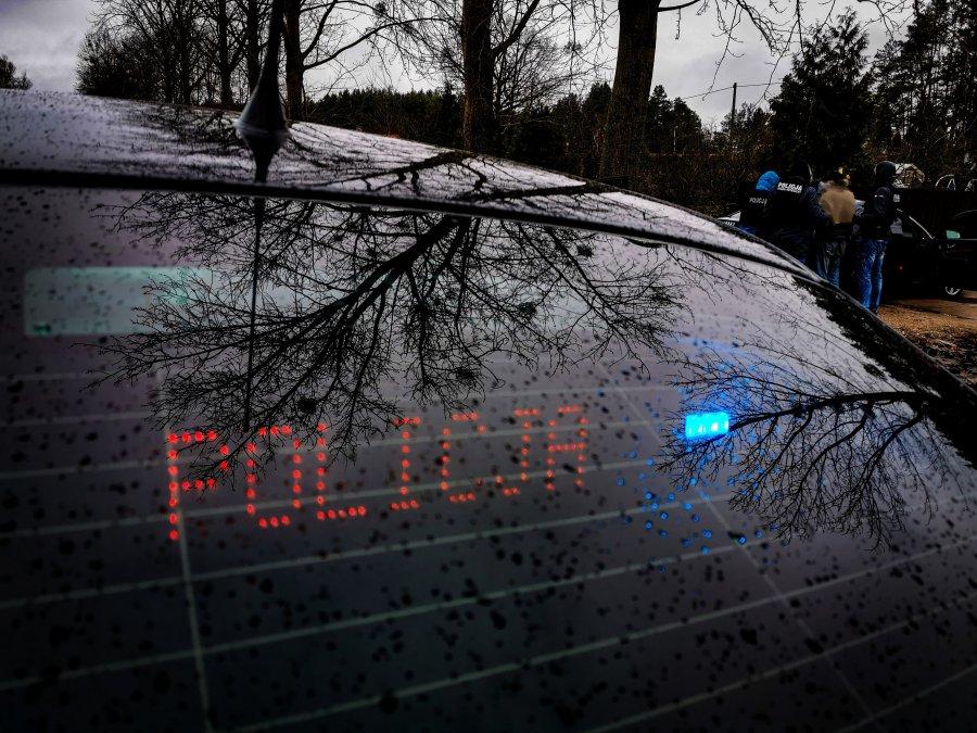 Odpowie przed wymiarem sprawiedliwości. Opel zapewne trafi do warsztatu