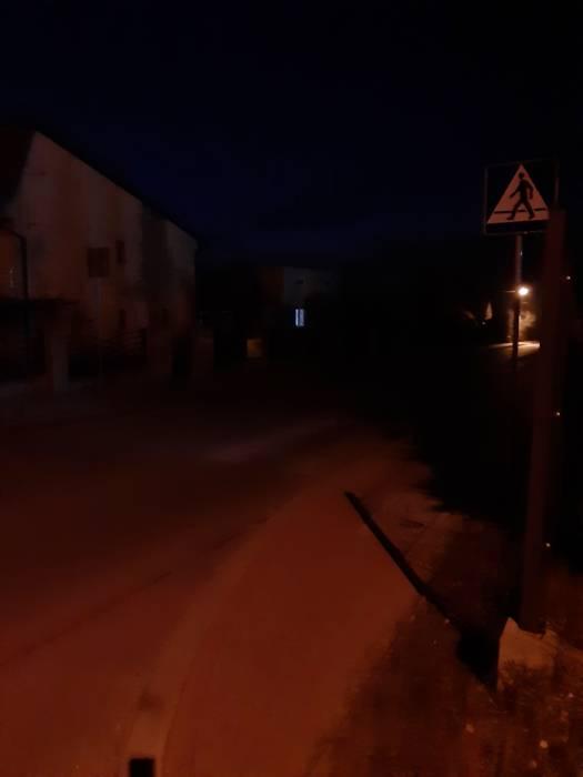 Przejście dla pieszych w świetlnej stolicy województwa