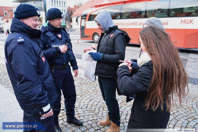W niedzielę finał Wielkiej Orkiestry Świątecznej Pomocy. Policja apeluje o czujność