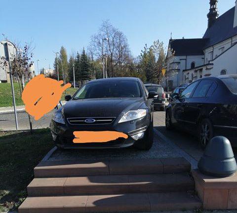 Mistrz parkowania :)