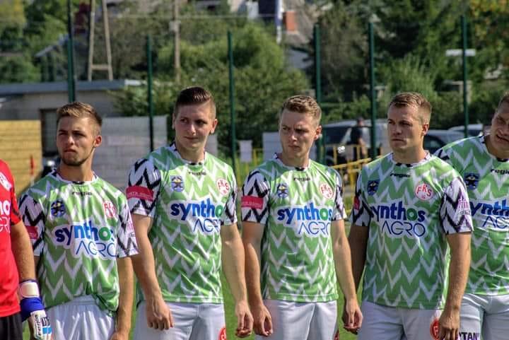 Lider skuteczniejszy od beniaminka. Optymizmu i nadziei na lepsze jutro nie tracą