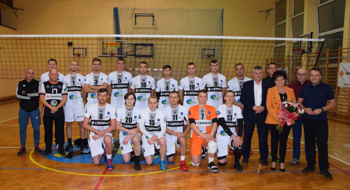 Tie break przy Leśnej. Wielkie emocje na inaugurację siatkarskiej III ligi [ZDJĘCIA]