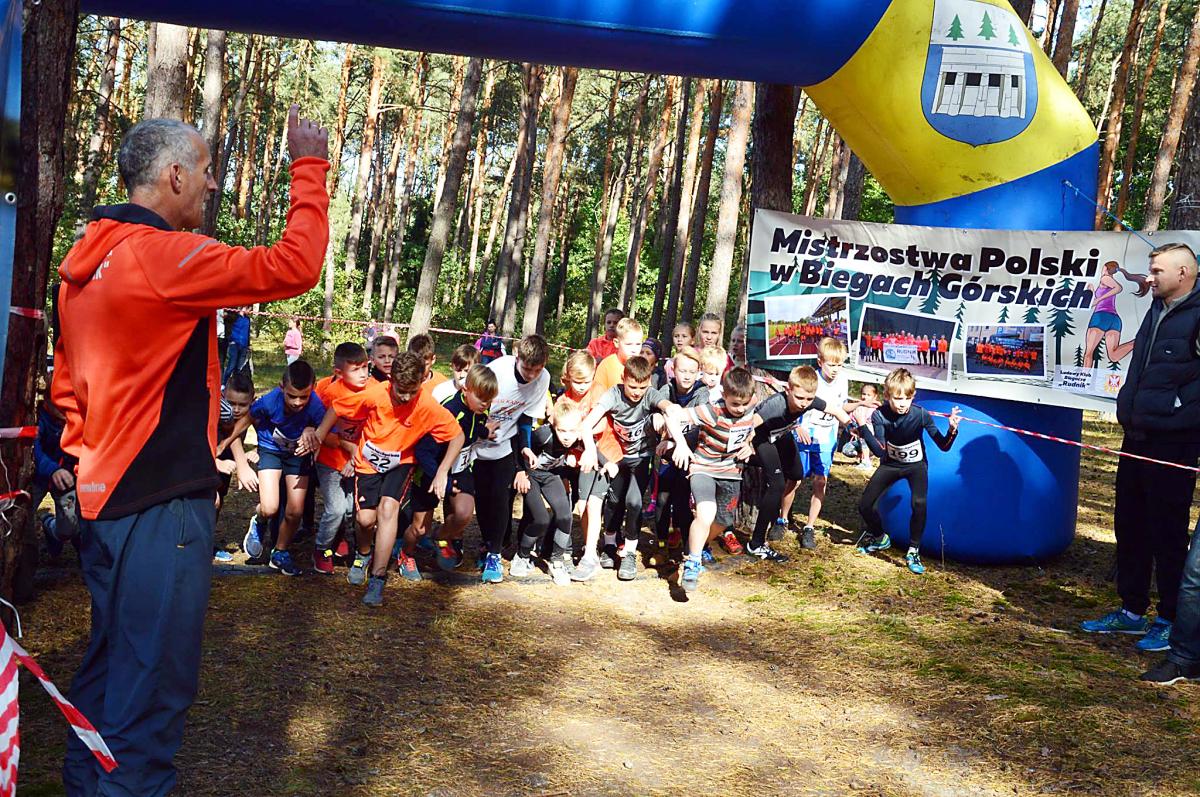 Pod patronatem TYGODNIK-a i portalu starachowicki.eu. Lekkoatletyczna batalia w malowniczym rezerwacie