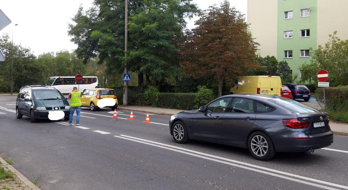 PILNE: kobieta w ciężkim stanie. Lekarze walczą o życie