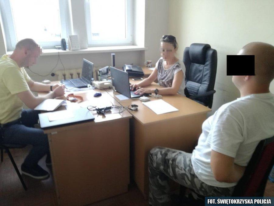 Obyczajowy skandal. Rozpowszechniał dziecięcą pornografię