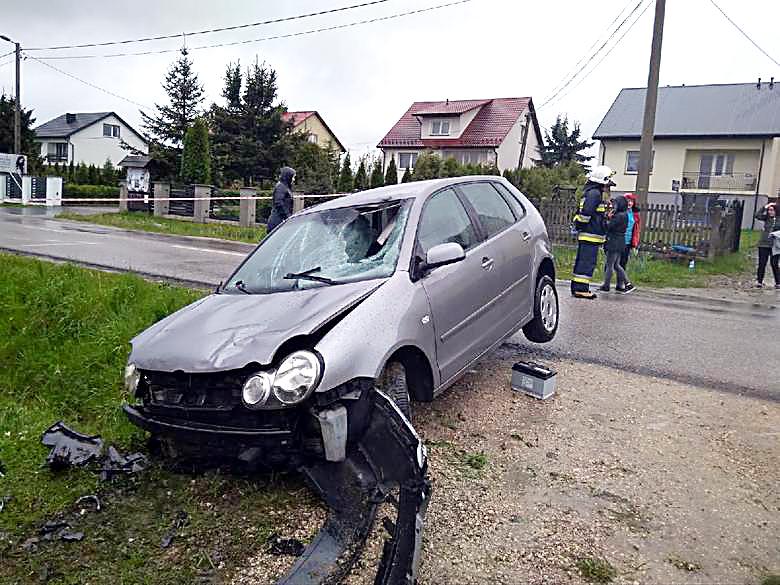 Wjechało w nią auto. Angelika potrzebuje Waszego wsparcia [ZDJĘCIA]