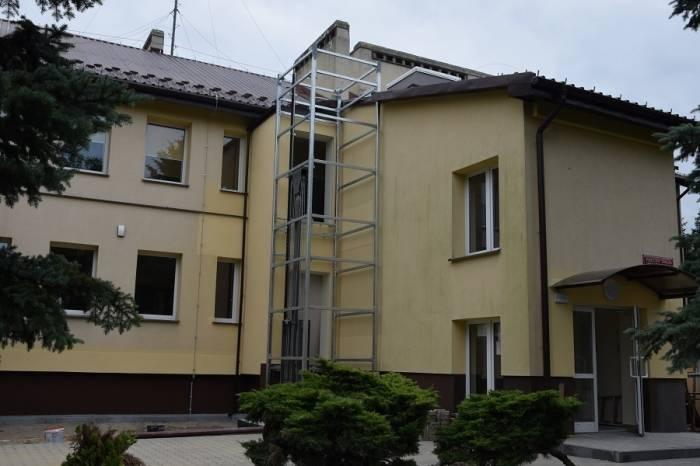 Remont Ośrodka Zdrowia w Mircu za półmetkiem