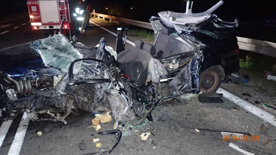 Pasażer audi nadal pod opieką medyków. Jest prokuratorskie śledztwo